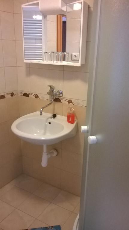 Penzion U Slunce Jaroměř Habitación foto