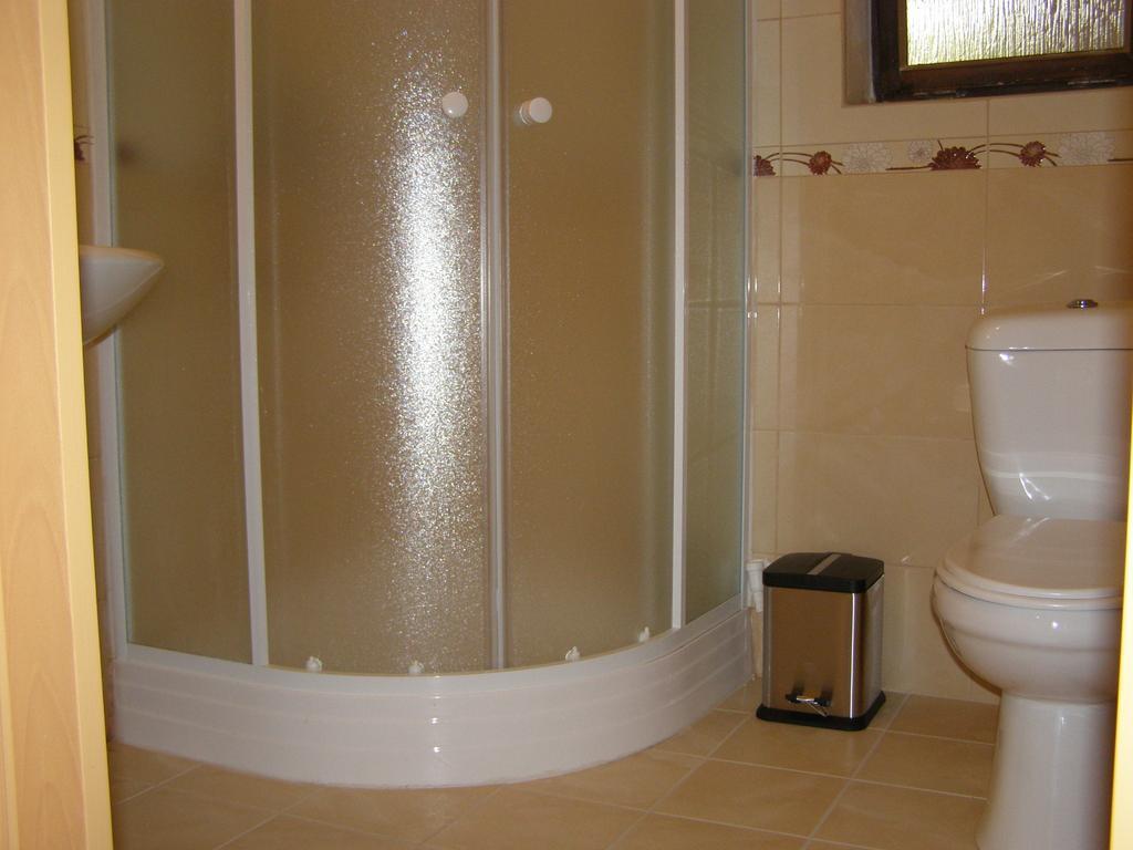 Penzion U Slunce Jaroměř Habitación foto