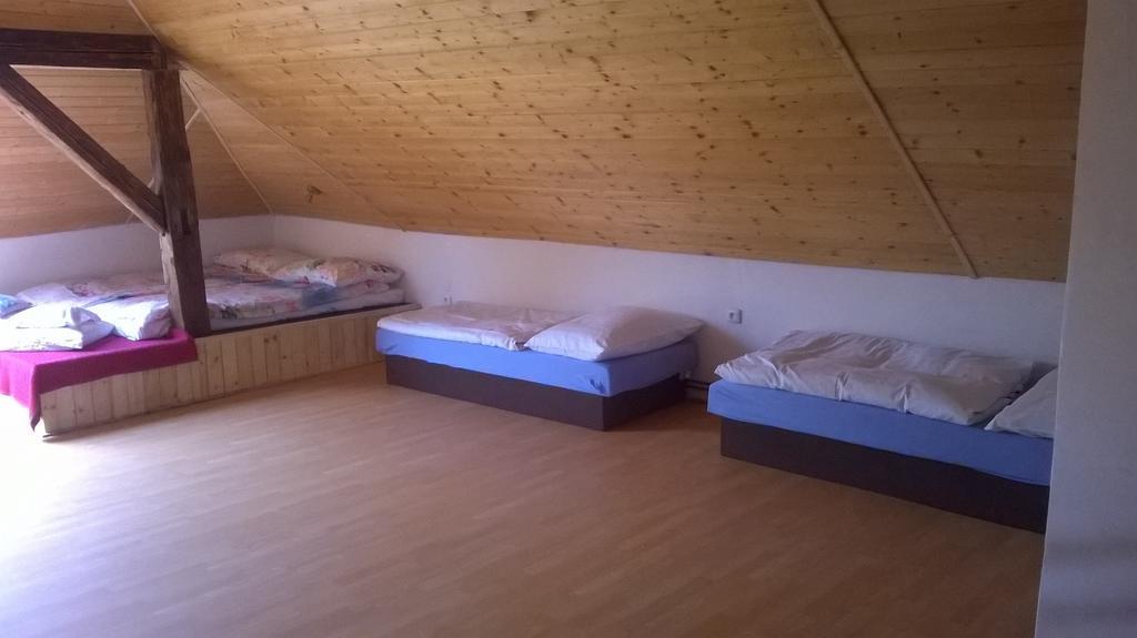 Penzion U Slunce Jaroměř Habitación foto